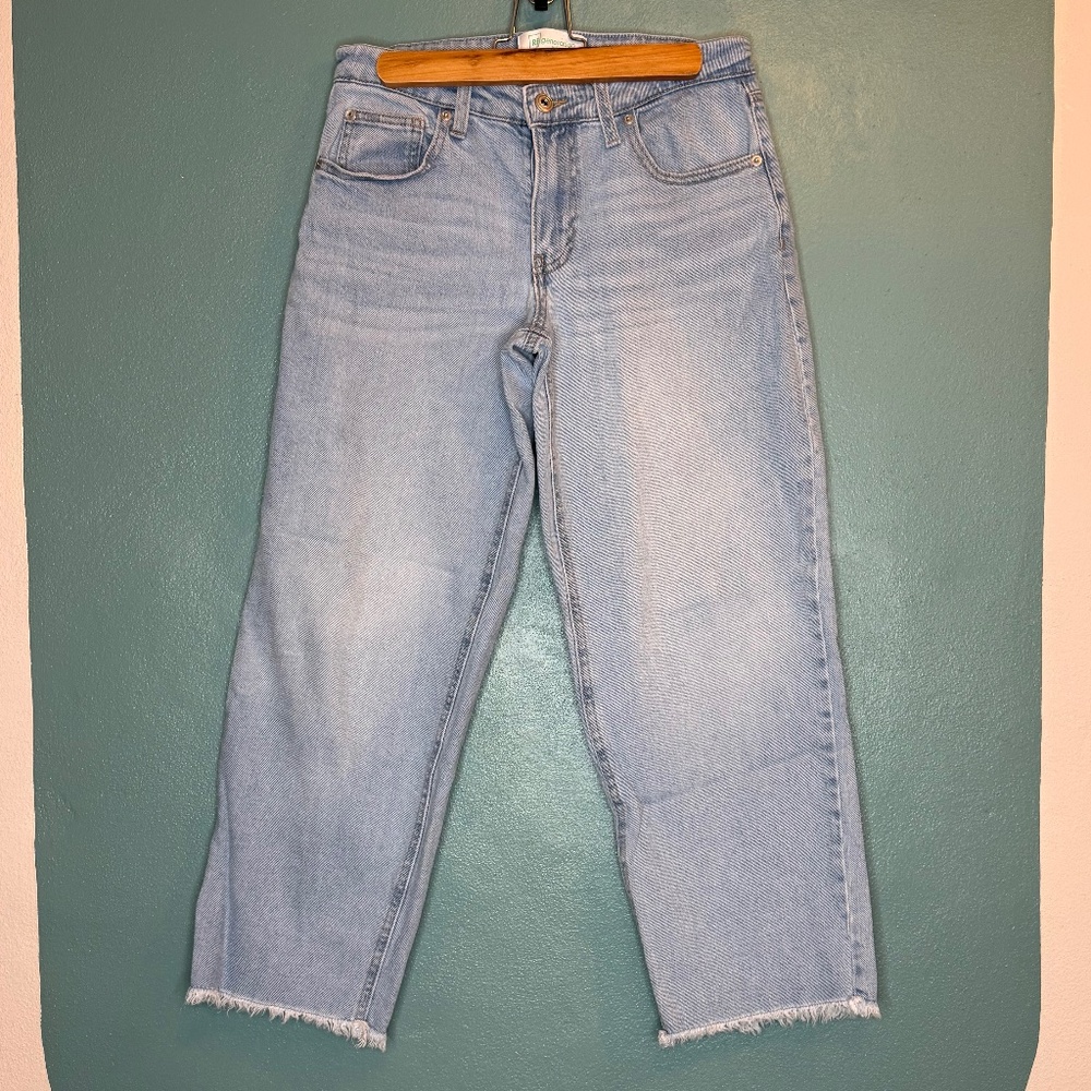 RE Generation by Celebrity Pink Boyfriend Style Jeans Size 5 / 27